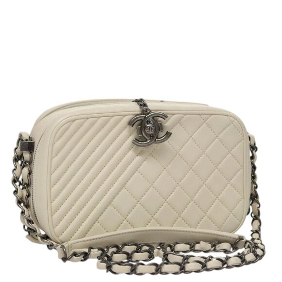 CHANEL Matelasse Chain Shoulder Bag Lamb Skin White CC Auth PP060V - Picture 1 of 16